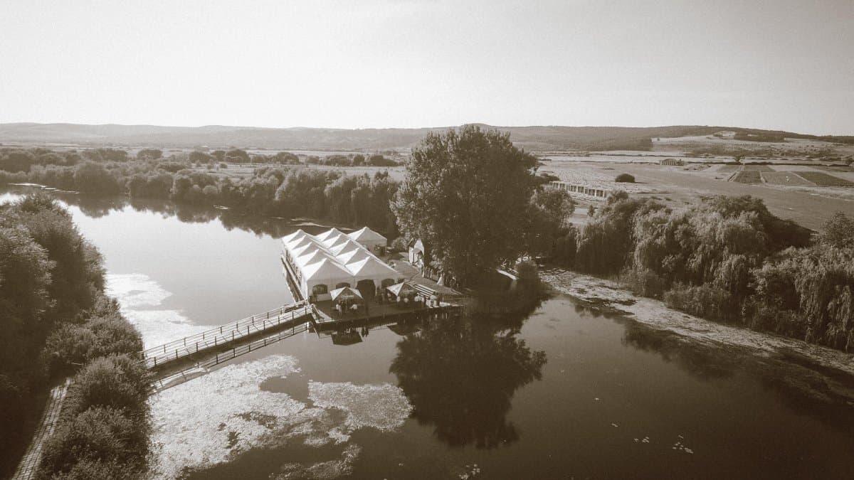 Kings Land - locatie pentru nunti in Ineu, Bihor