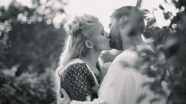 Videoclip de Emanoil Constantin Videograf la Casa Lazaroiu