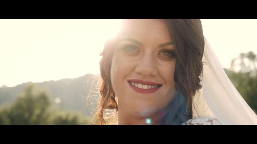 Videoclip de PARIS FILMS la La Anne