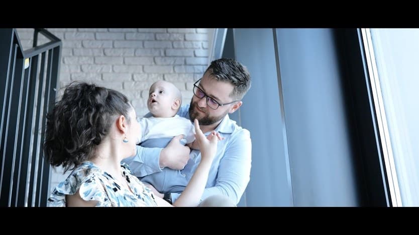 Videoclip de Adrian Puscas la La Mosu