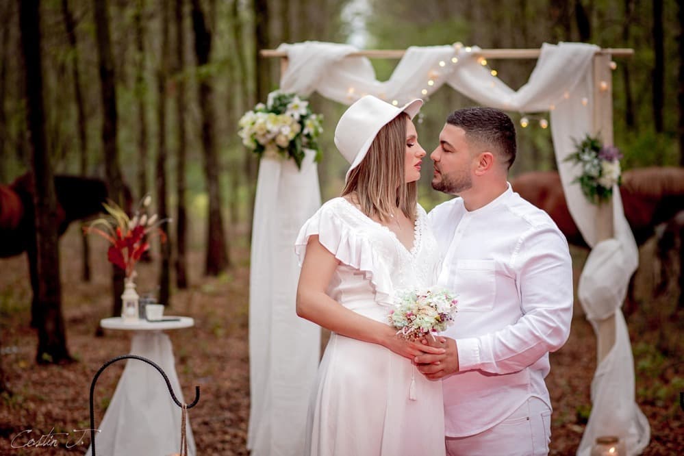 Lacramioara si Ionut - Fotografii de Costin Tertess