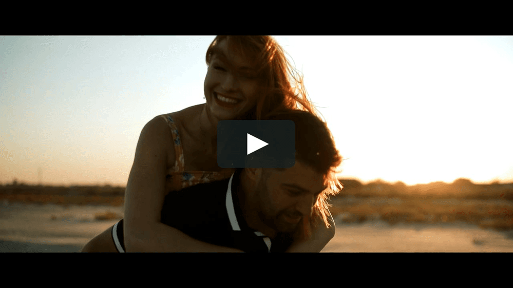 Cristina &amp; Mircea - Fotografii de Studio Infinie