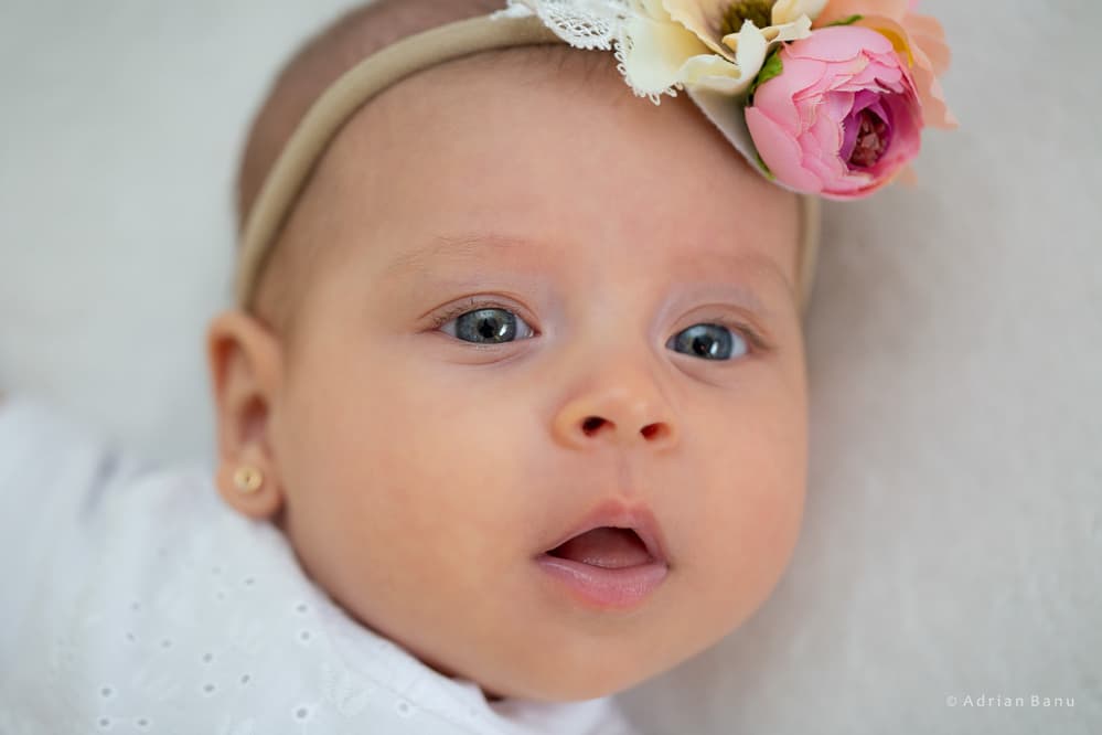 Luiza, ziua botezului - Fotografii de Adrian Banu