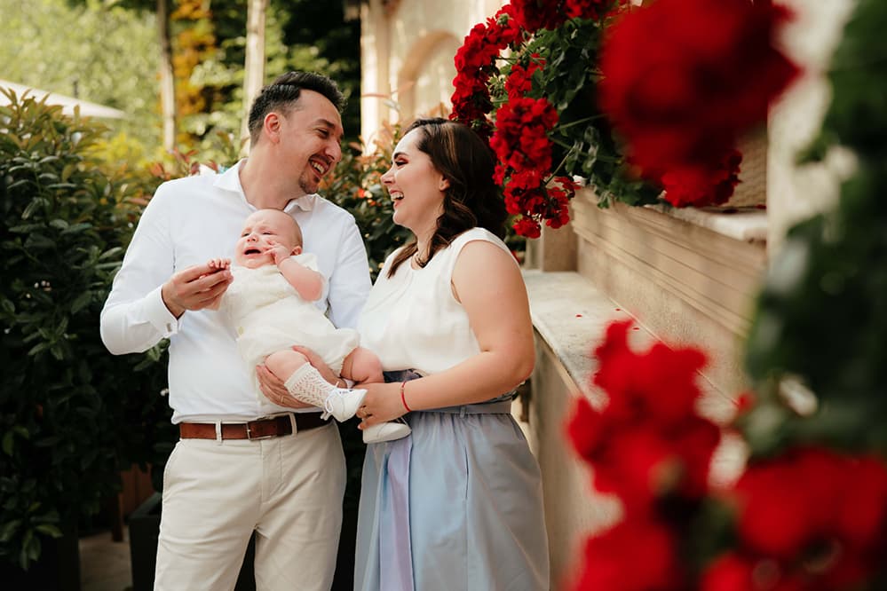 Tudor  - Fotografii de Wolves and Memories