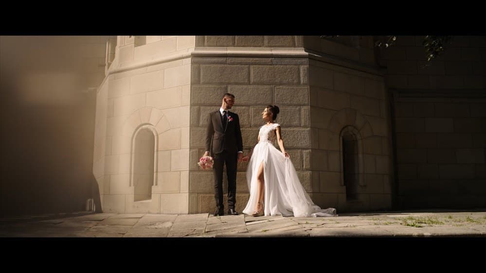 Coco si Andreea - Fotografii de Nicușor Golgojan