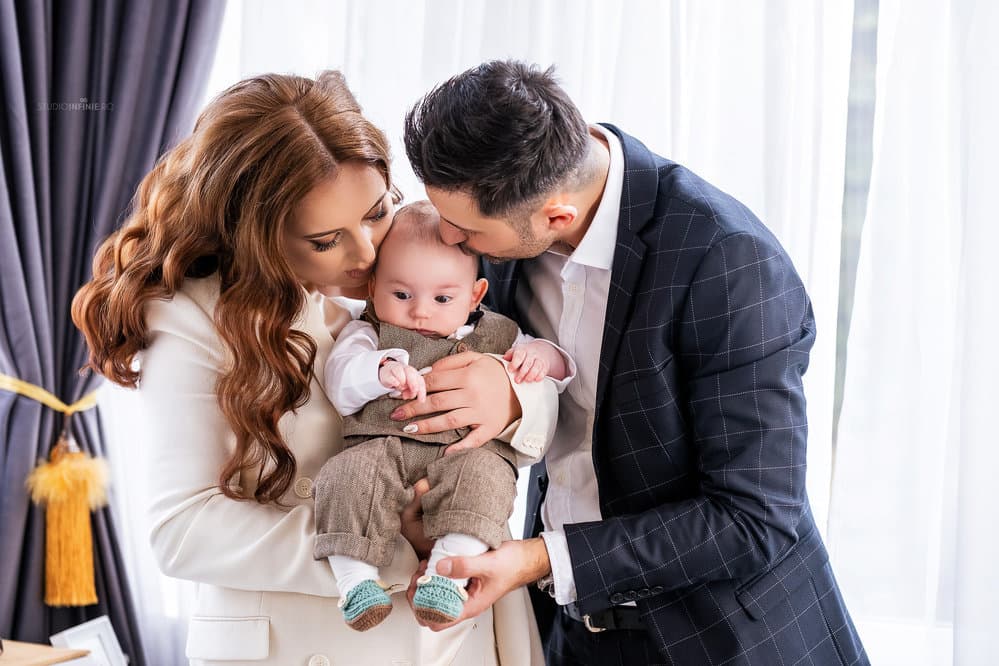 Liam - Fotografii de Studio Infinie