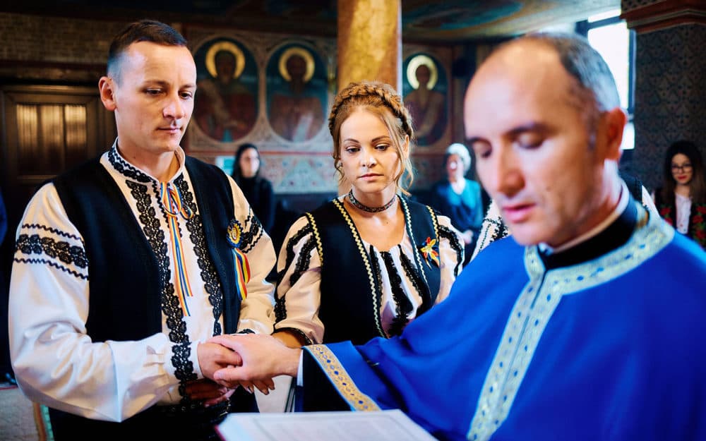 Roxana și Marius - Fotografii de Gheorghita Bran | Moment Stories