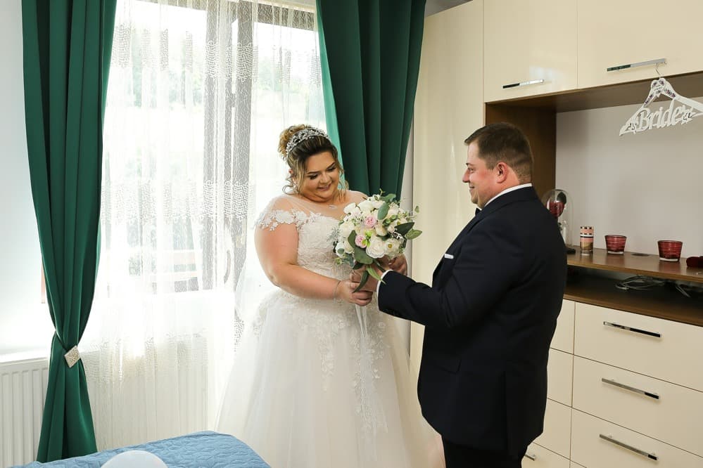 Tibi &amp; Evelin - Fotografii de Kelemen Zoltan (Wedding Joy)