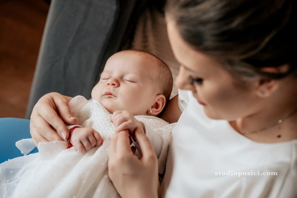 Eva Ruxandra - Fotografii de Studio Pozici