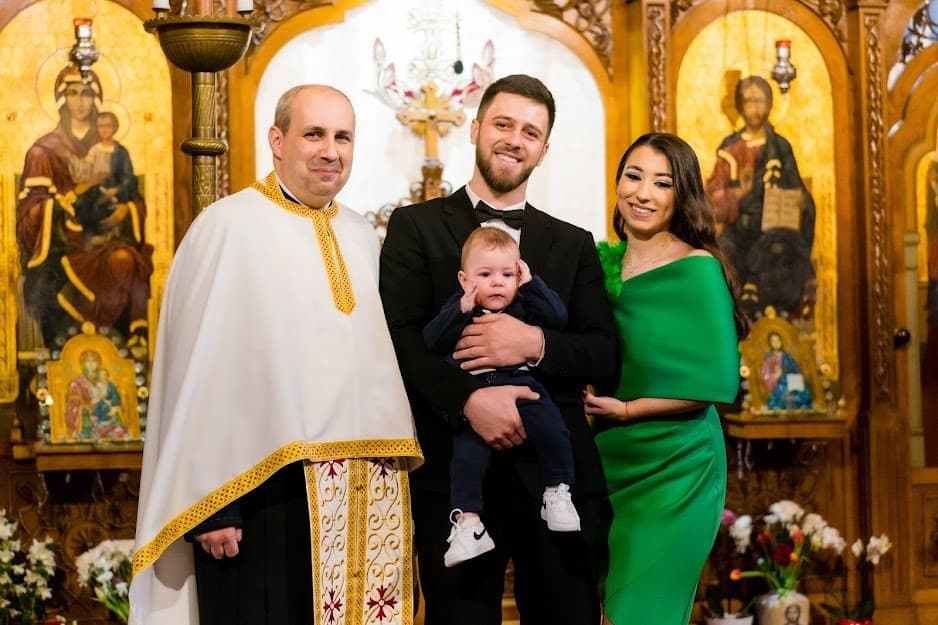 Ayan - Fotografii de Alpar Lukacsi 