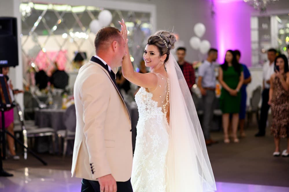 Ana &amp; Matei - Fotografii de MAUS Studio