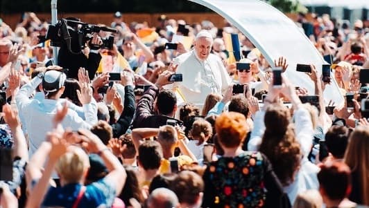 Papa Francisc - Fotografii de Andrei Stanea, Art Evolution Romania