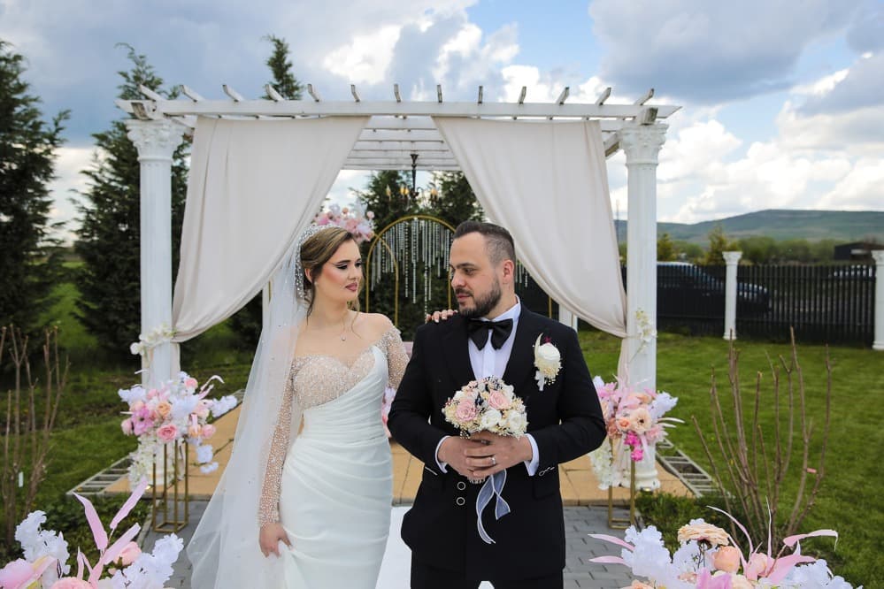 Robert &amp; Daniela - Fotografii de Kelemen Zoltan (Wedding Joy)