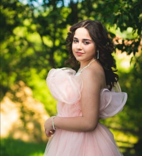 Ioana Georgescu - Fotografii de Deftu Daria 