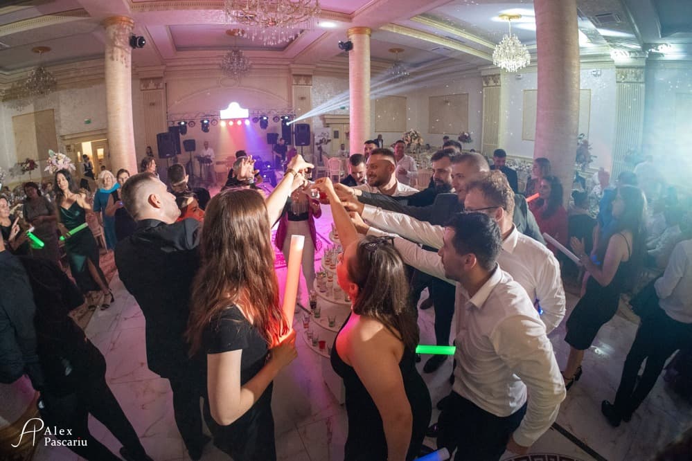 Adina &amp; Sebastian - Fotografii de Alex Pascariu