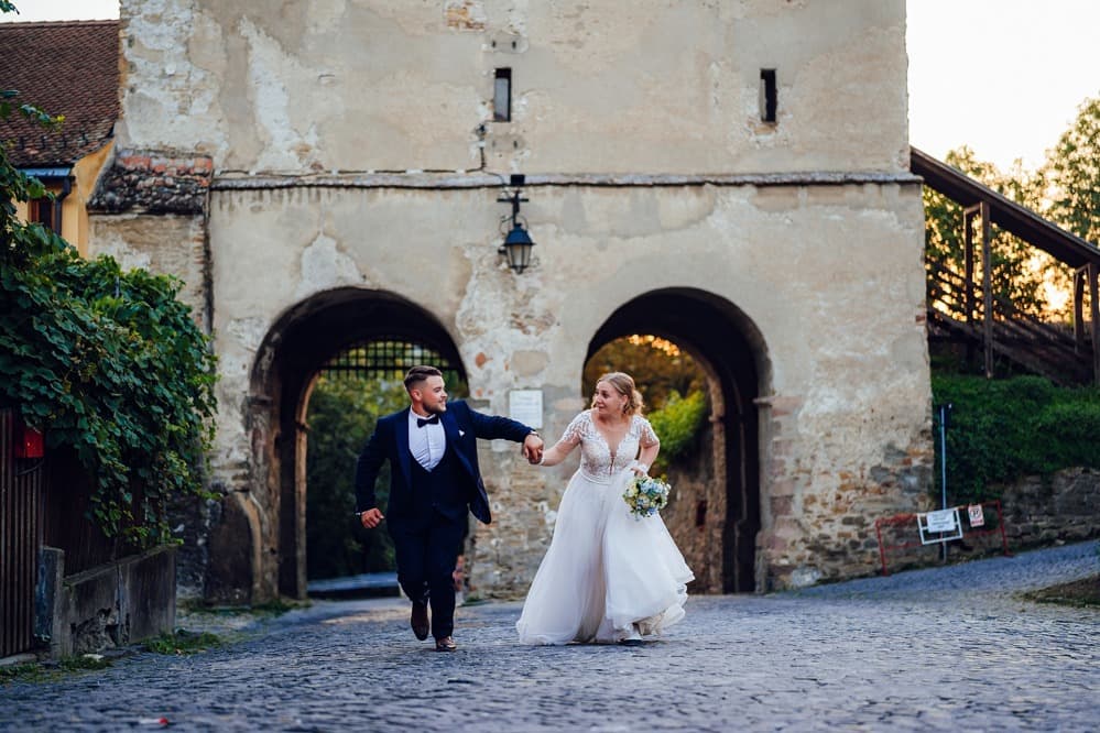 E&amp;F - Fotografii de Ujfalvi Szilard 