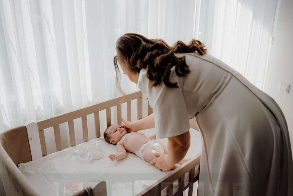 Ana Victoria - Fotografii de Alberto Bratulescu