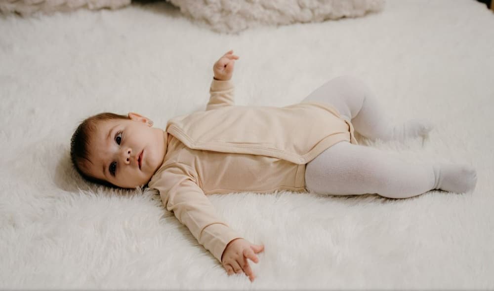 Mira Elena - Fotografii de Alberto Bratulescu