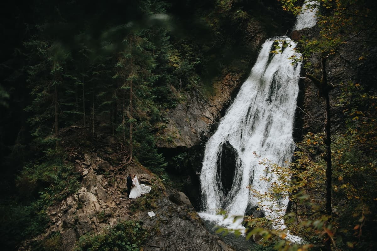 Cascada Vălul Miresei - locatie pentru nunti in Oarţa de Jos, Maramureș