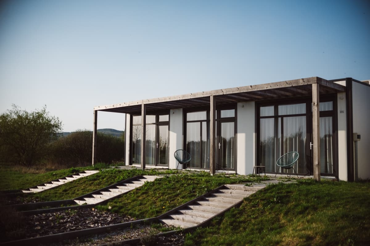 Fotografie de Urs Otto la Kings Land