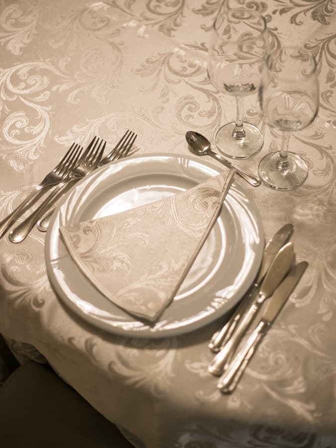 Salon Majestic - locatie pentru nunti in Albota, Argeș