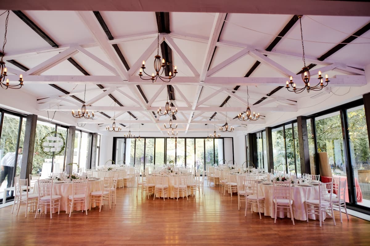 TreeHouse Garden Lunguletu - locatie pentru nunti in Lungulețu, Dâmbovița