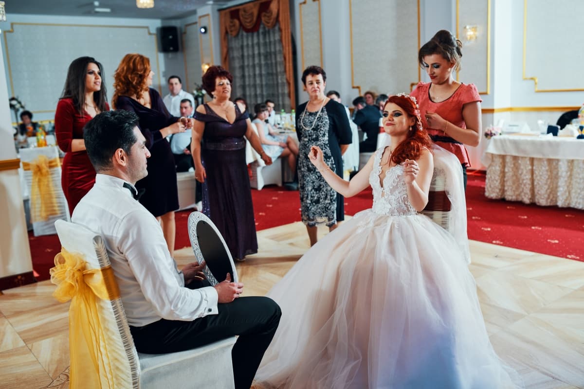 Fotografie de Fearless Weddings la Ballroom Maneciu