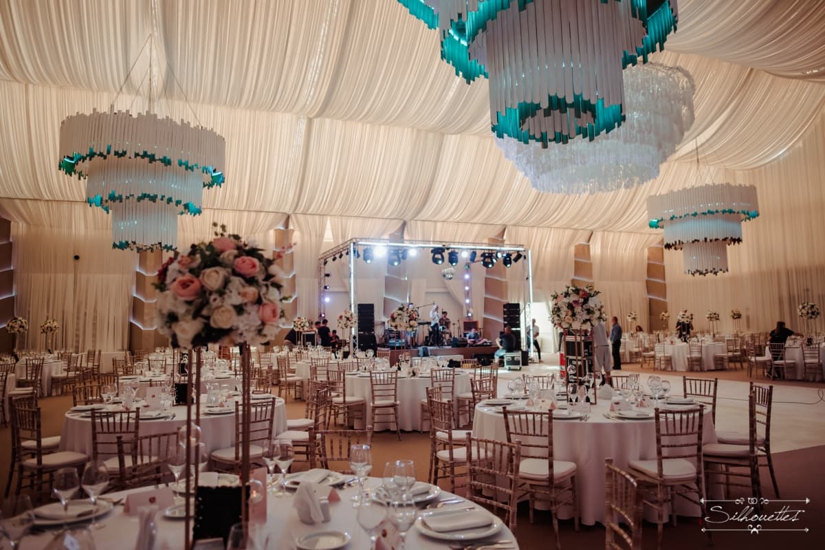 Royal Events - locatie pentru nunti in Bucov, Prahova