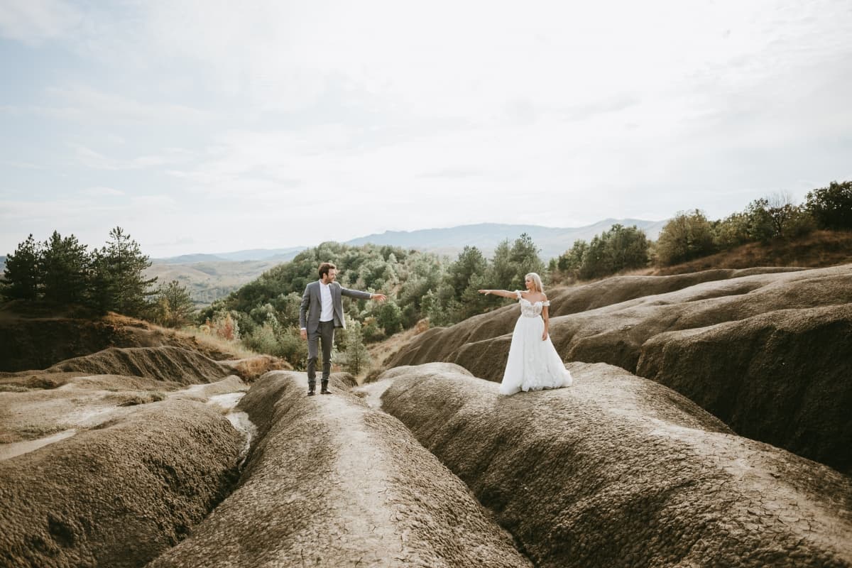 Vulcanii Noroiosi - locatie pentru nunti in Berca, Buzău