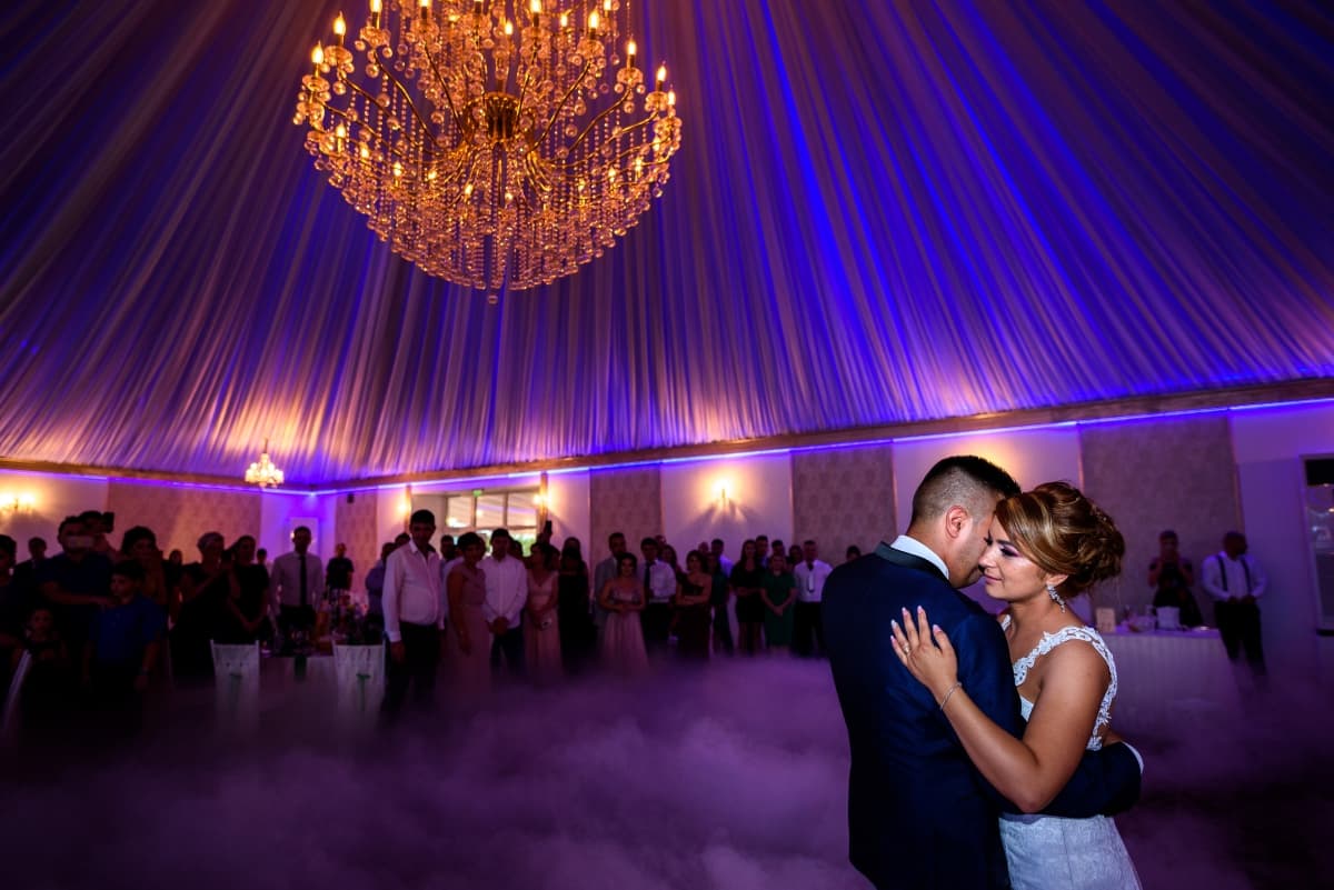 Fotografie de Slagian Peiovici la Confort Ballroom