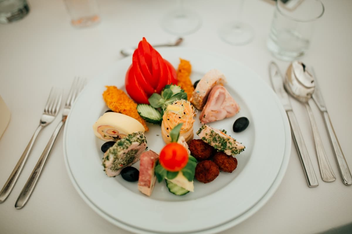 Colina Sasului - locatie pentru nunti in Luduș, Mureș