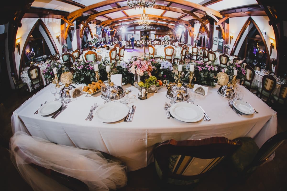 La Castel - locatie pentru nunti in Iași, Iași