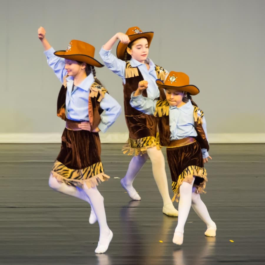 Fotografie de Eugen Elisei la Palatul National al Copiilor