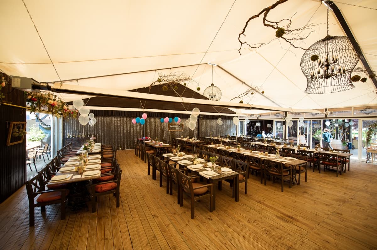 Fotografie de Adi Hadade  la Vineri 15