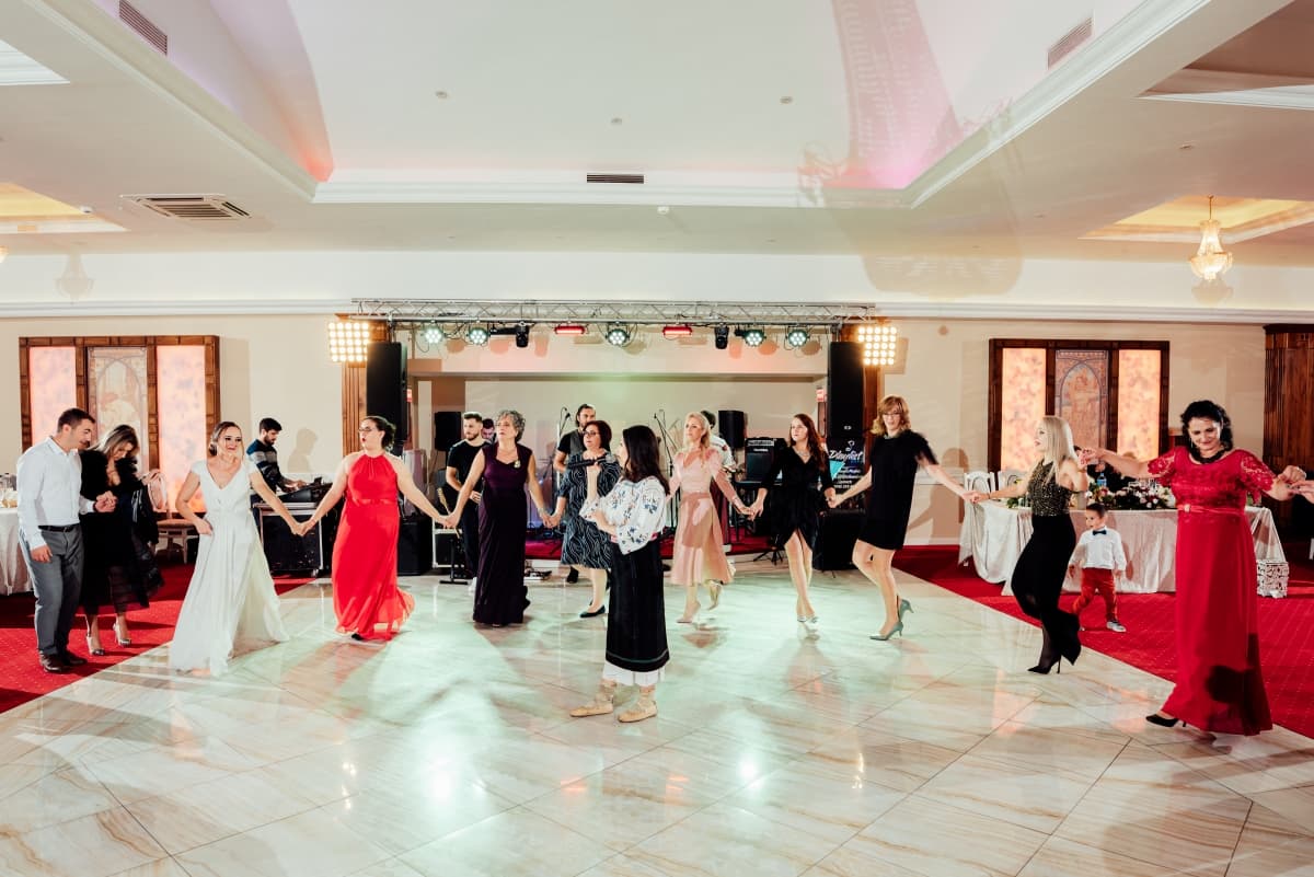 Cristal - locatie pentru nunti in Ploiești, Prahova