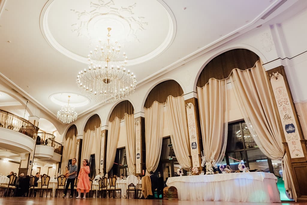 Pik Elegance - locatie pentru nunti in Bucov, Prahova