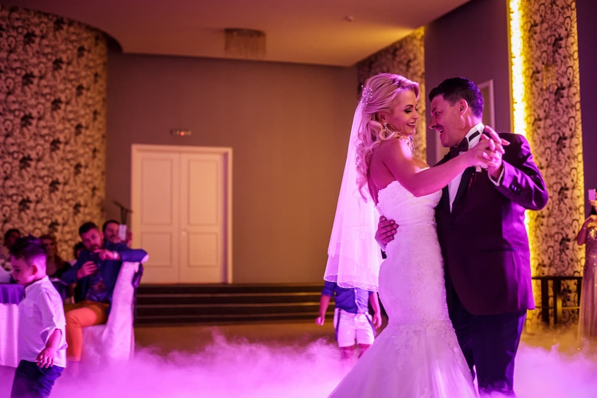 Fotografie de Mihai Zaharia Photography la Metropolitan Club &amp; Events