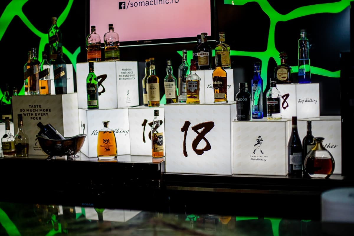 Fotografie de Mihai Zaharia Photography la 18 Lounge