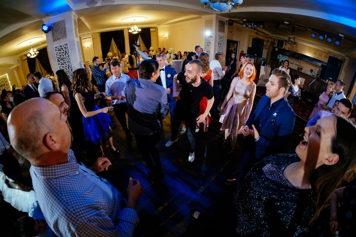 Fotografie de Vision Photography By Geo Dolofan la Salon Majestic