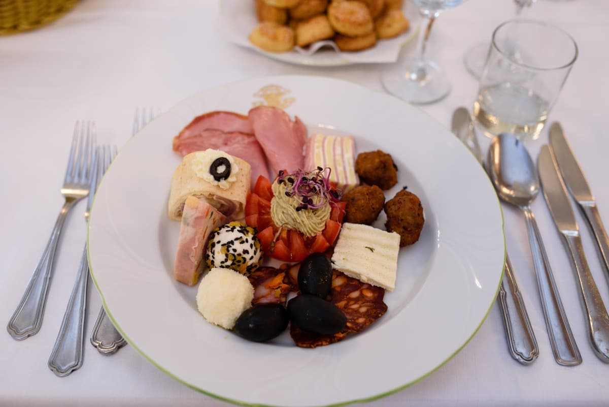 Fotografie de Nelutu Rosu la Hotel President