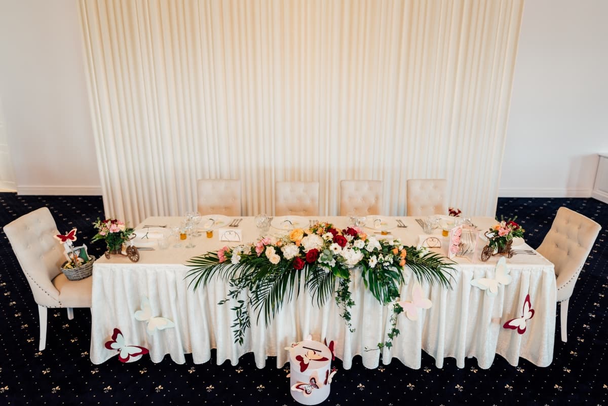 La Castel Posesti Prahova - locatie pentru nunti in Poseștii Pământeni, Prahova