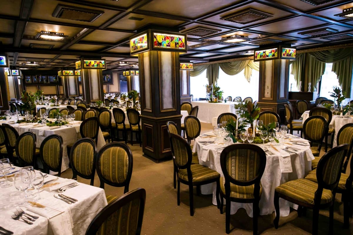 Carul din Stele - locatie pentru nunti in Beharca, Dolj