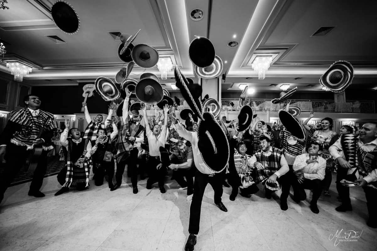 Fotografie de Micu Daniel la Apollo Ballroom