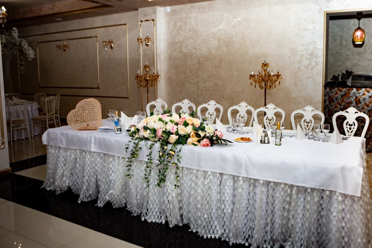 Restaurant Infinit - locatie pentru nunti in Târgu Jiu, Gorj