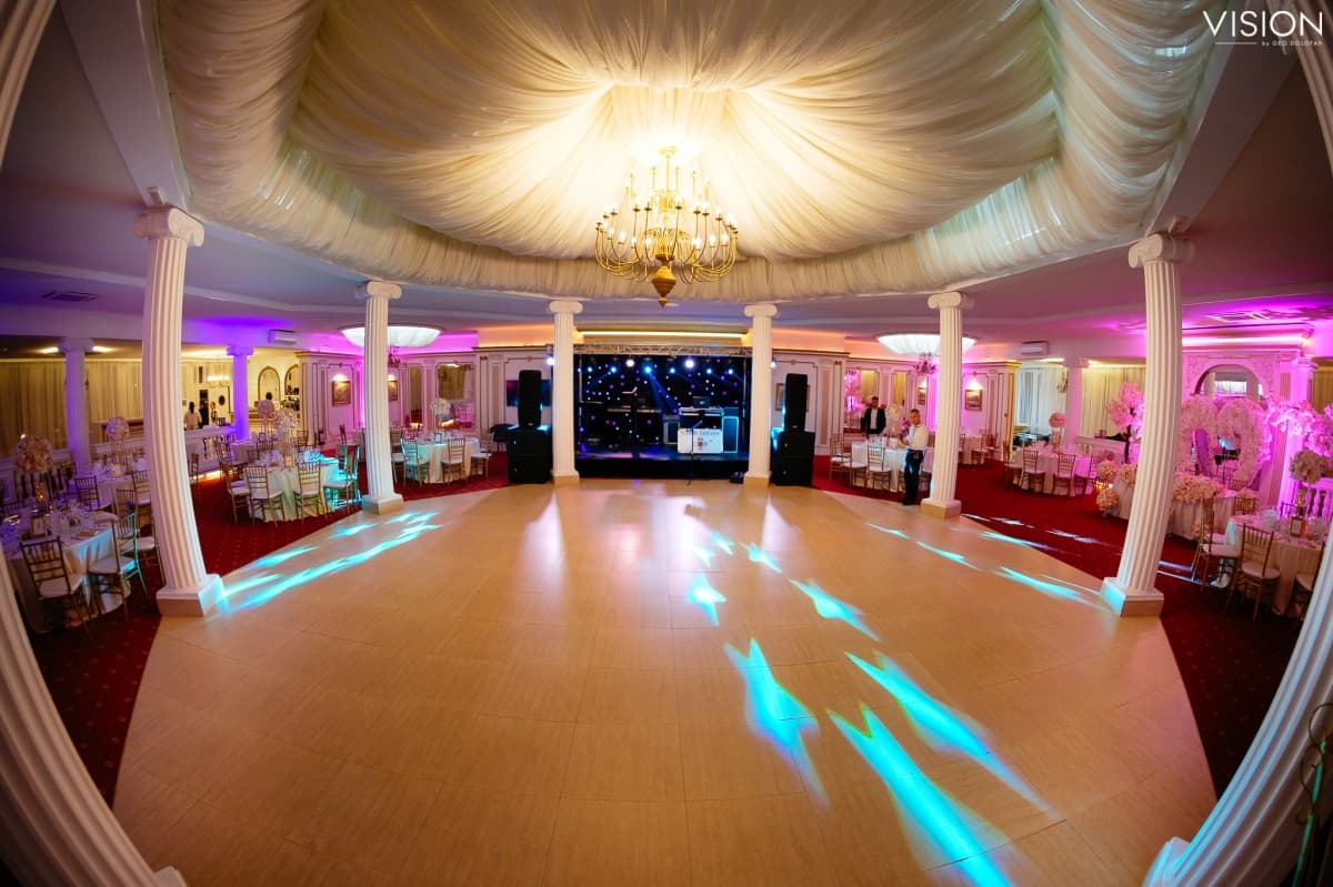 OK Ballroom - locatie pentru nunti in Râmnicu Vâlcea, Vâlcea
