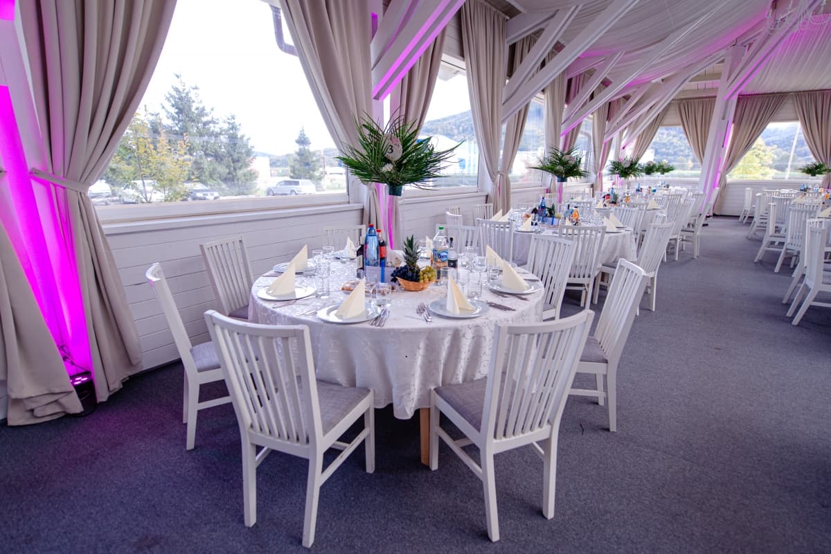 Hotel Aldi - locatie pentru nunti in Gura Humorului, Suceava