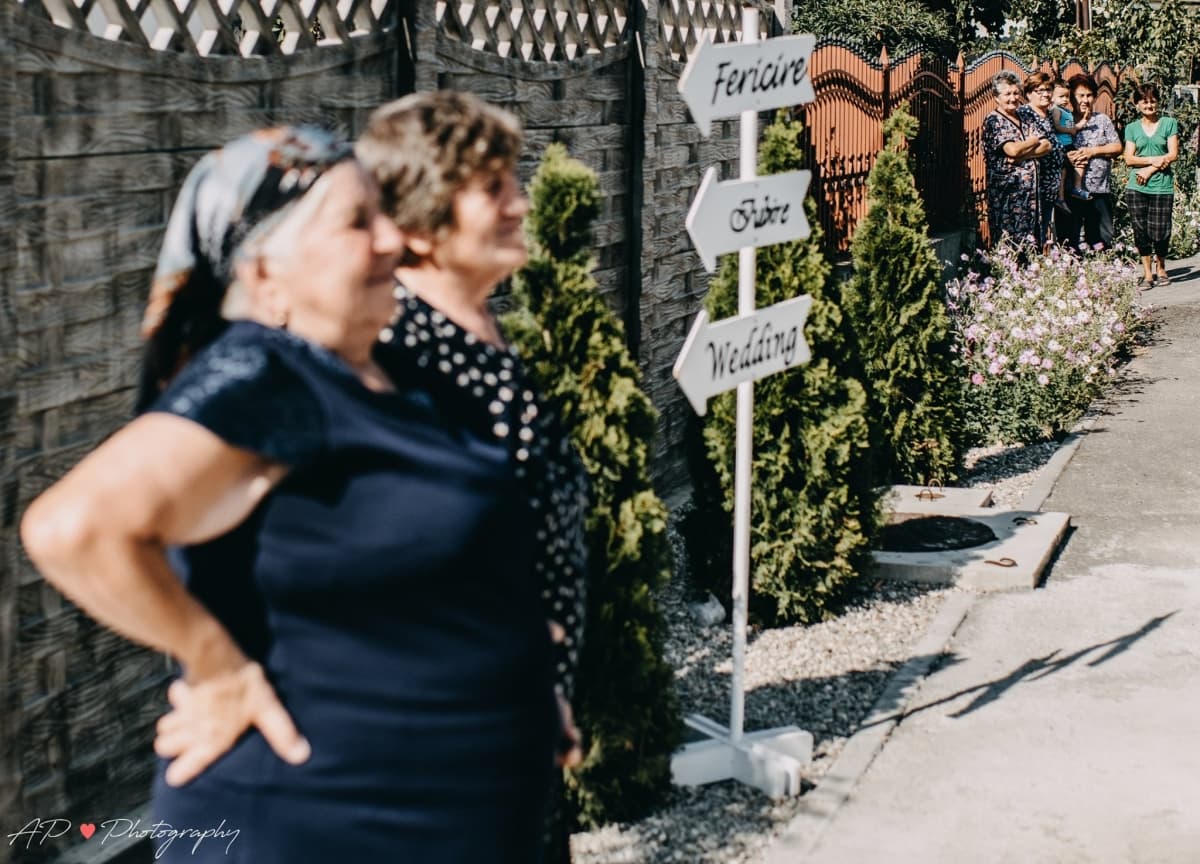 Fotografie de AP Photography la Filiasi