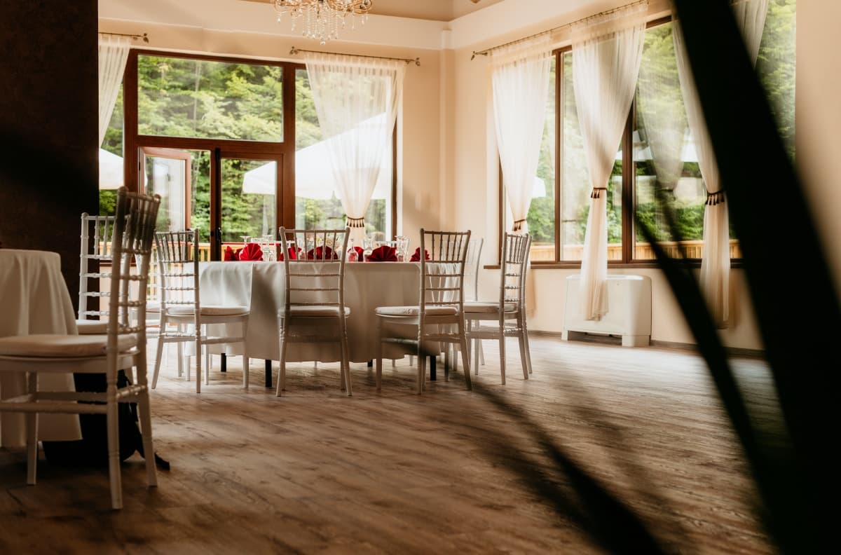 Fotografie de Bohemian Weddings  la Casa Pastravarului Doripesco 