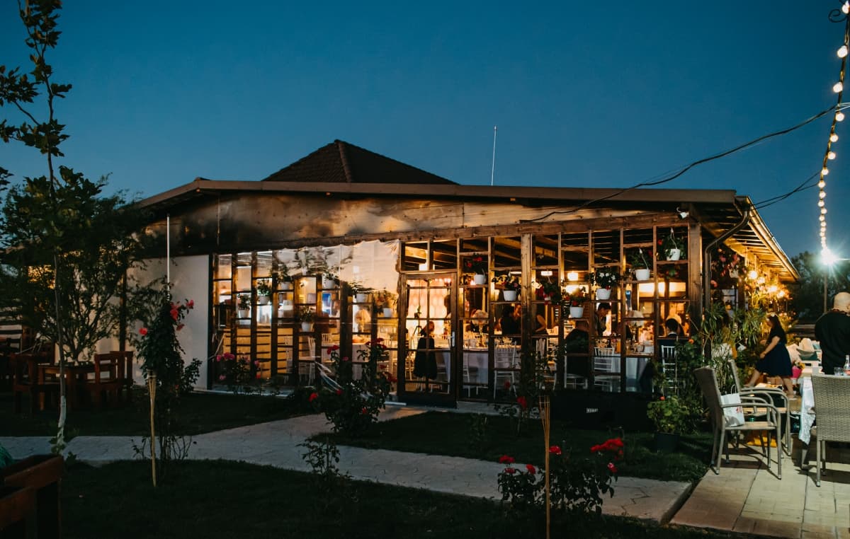 Viva Summer Pool - locatie pentru nunti in Motoci, Dolj