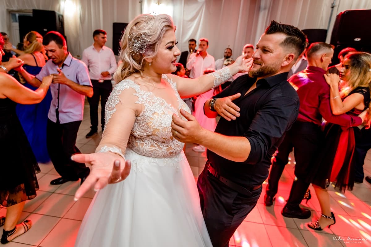 Fotografie de Vali Marian la Caminul Cultural Vinga